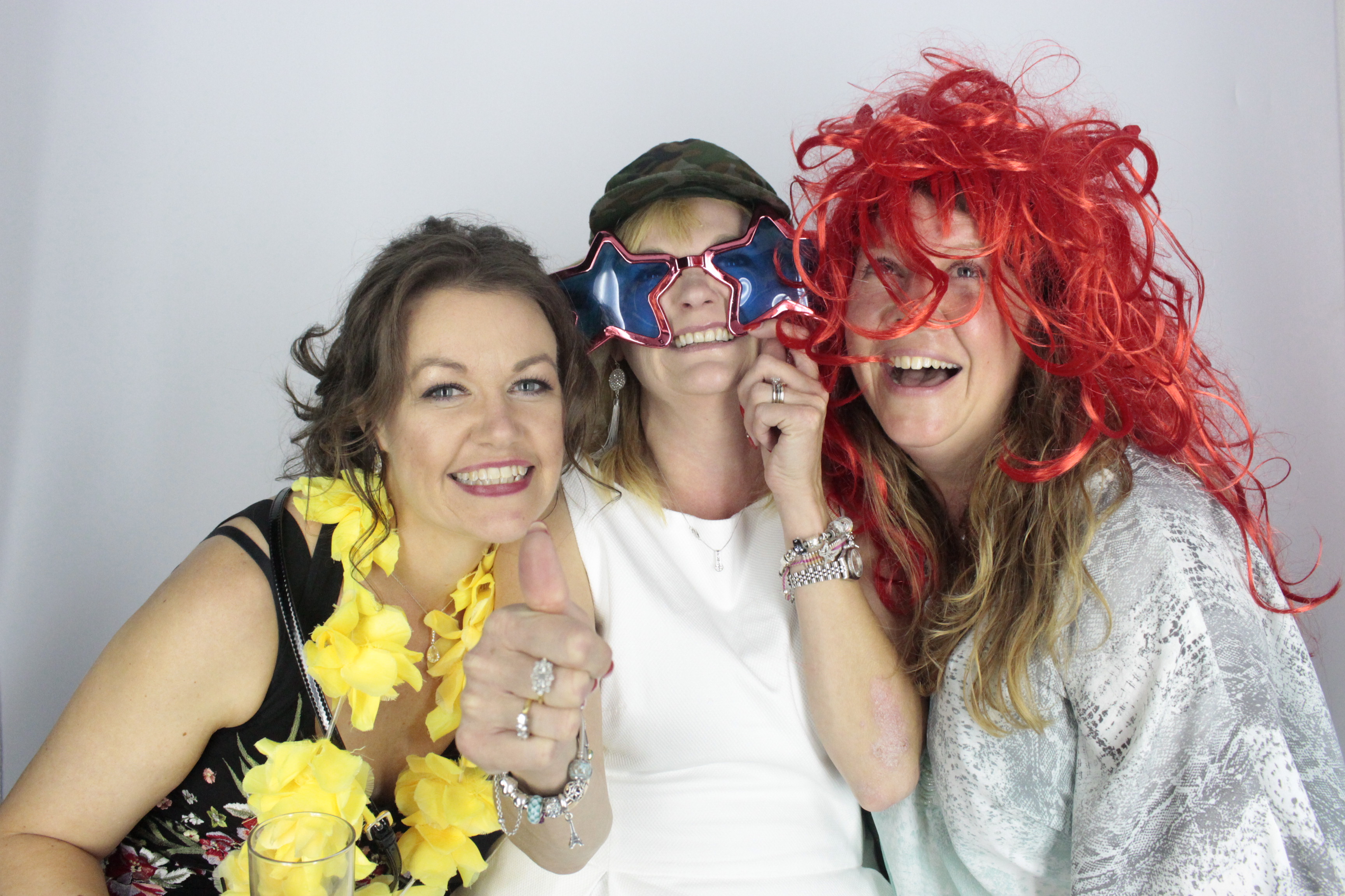 Nadine 40th Birthday  | View more photos from the event at gallery.myphotoboothexperience.co.uk/u/MyPhotoBoothExperienceLtd/Nadine-40th-Birthday